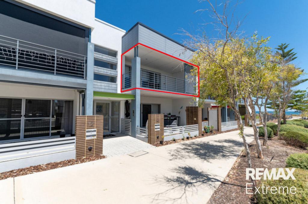 4/12 Keel Lane, Alkimos, WA 6038
