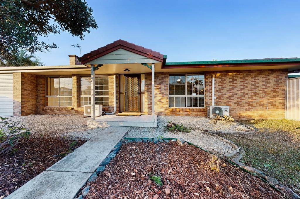 2 Staydar Cres, Meadowbrook, QLD 4131