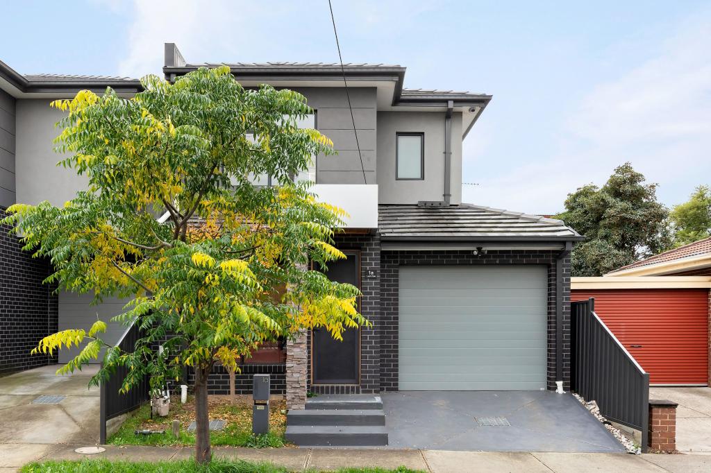 1a Loch Cres, Strathmore, VIC 3041