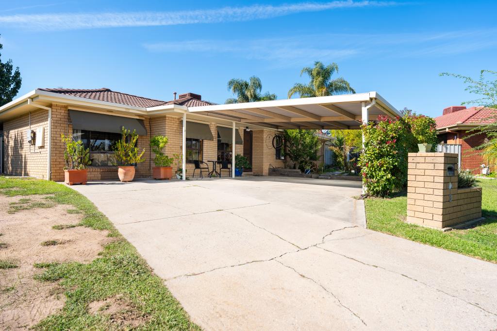 3 Yate Ct, Thurgoona, NSW 2640