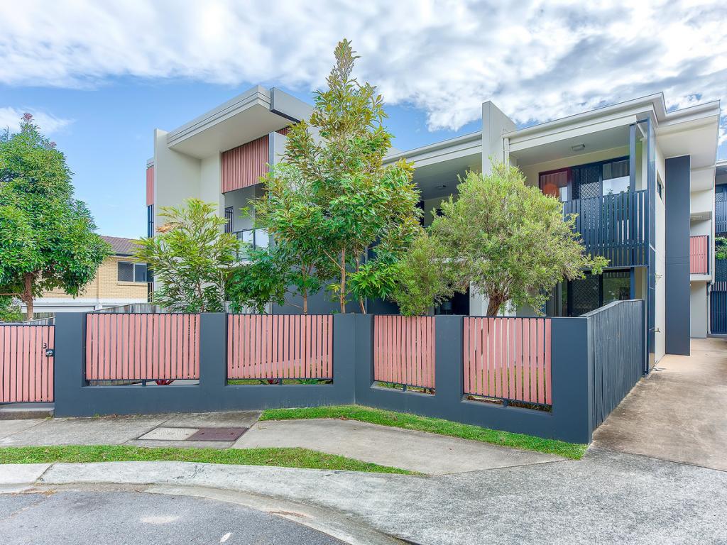 3/6 Lutana St, Stafford, QLD 4053
