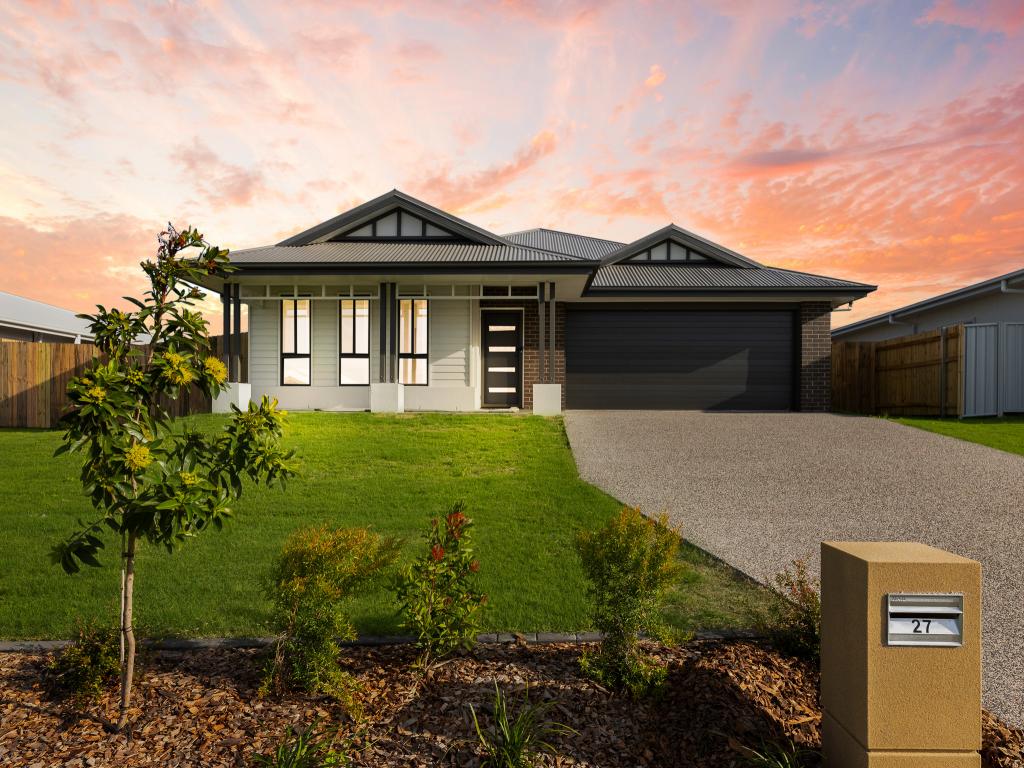 27 Keel St, Burrum Heads, QLD 4659