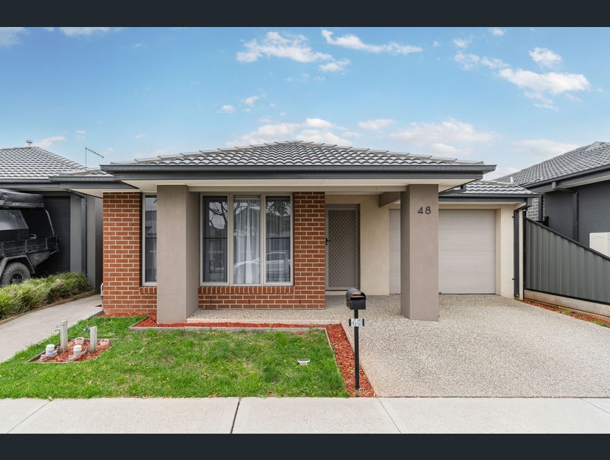 48 Kangaroo Rd, Craigieburn, VIC 3064