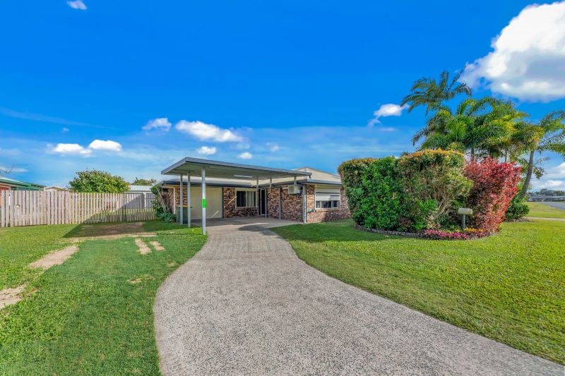 17 Gardenia St, Proserpine, QLD 4800