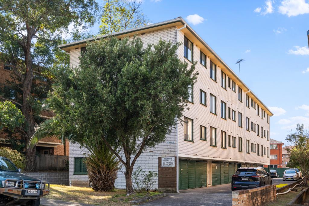 8/26 Charles St, Liverpool, NSW 2170