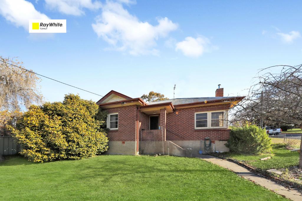 1 Clunie Ave, Tumut, NSW 2720