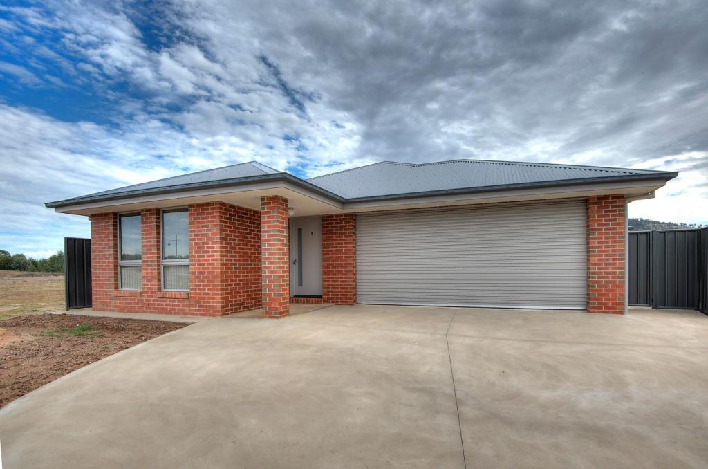 9 Knowles Ct, Thurgoona, NSW 2640