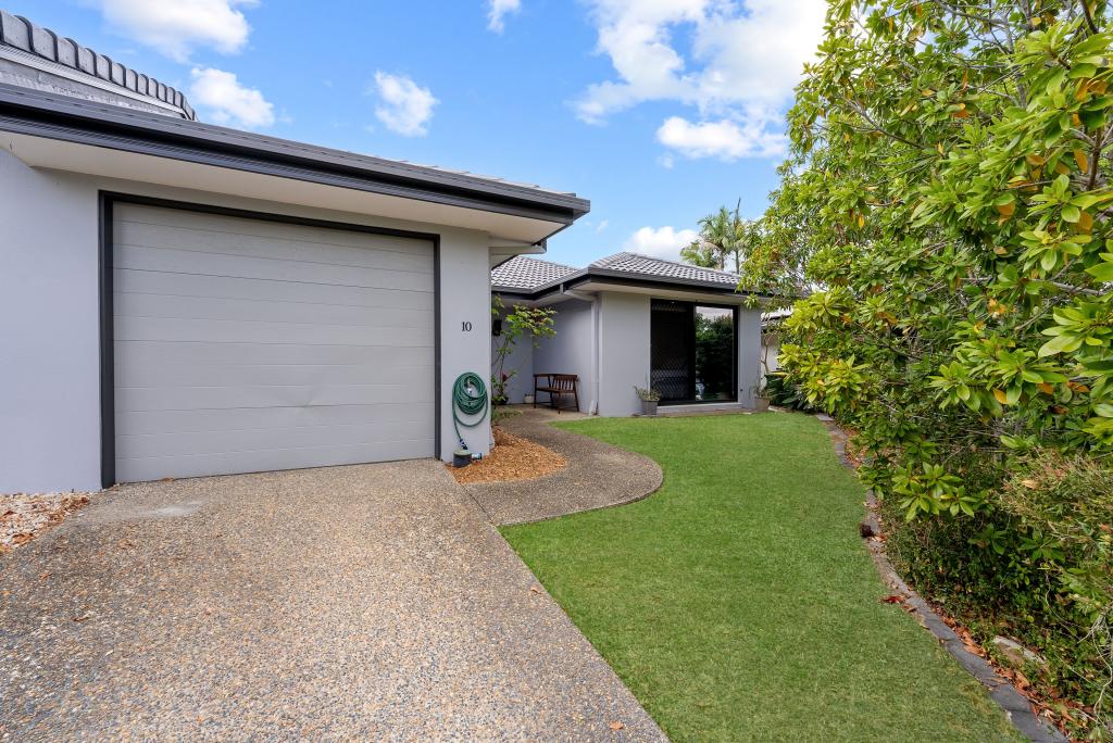 10/136 Pacific Pines Bvd, Pacific Pines, QLD 4211