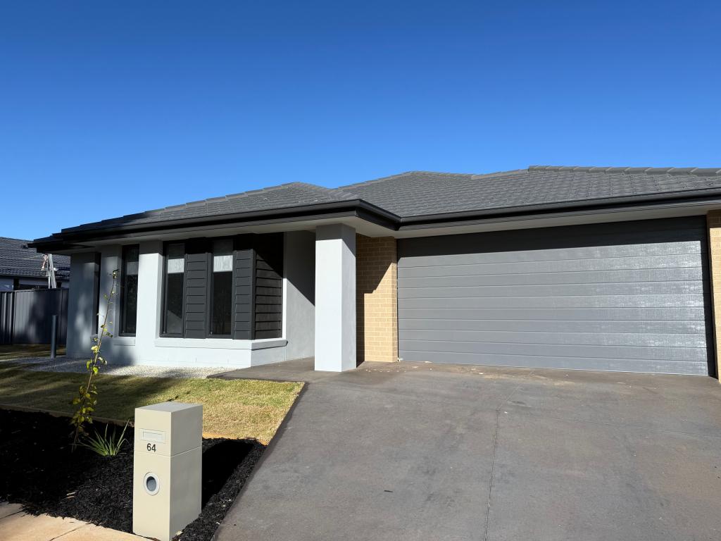 64 NORTON DR, MOOROOPNA, VIC 3629
