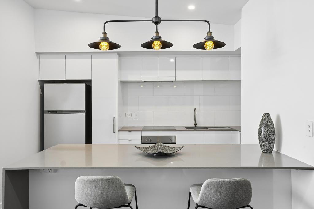 74/2-4 KINGSWAY PL, TOWNSVILLE CITY, QLD 4810
