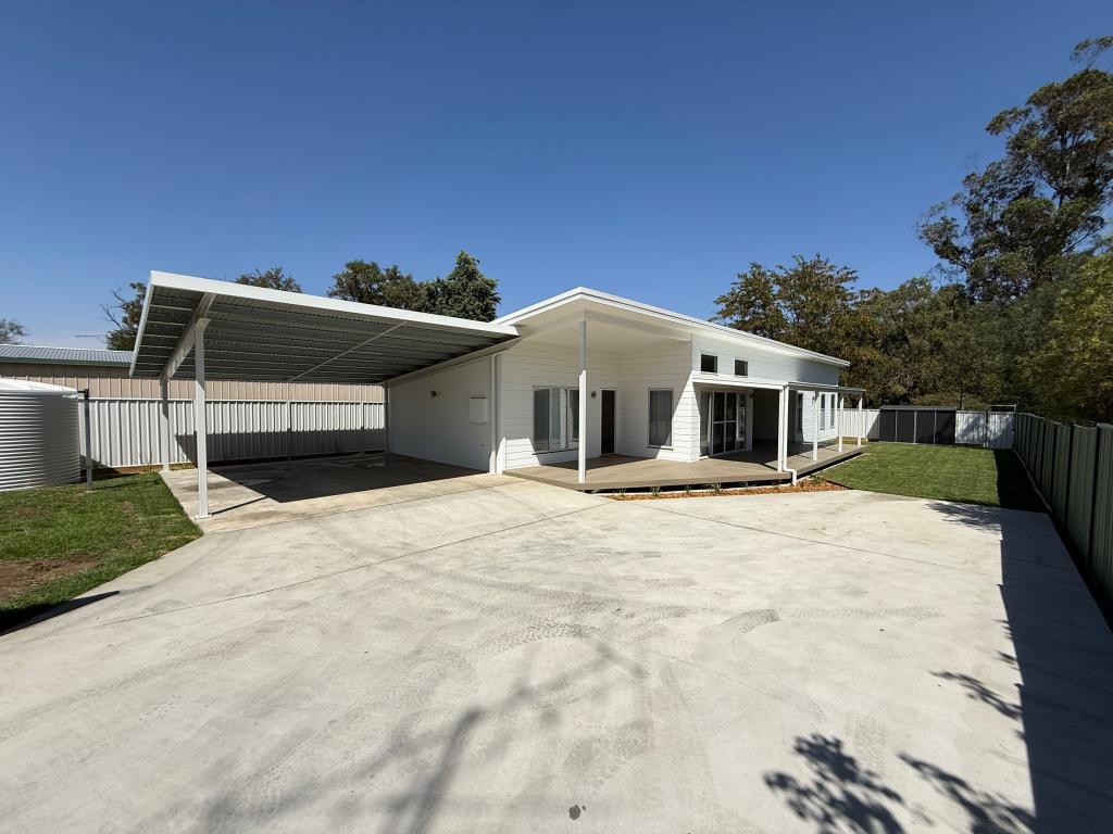 13a Wombat St, Young, NSW 2594