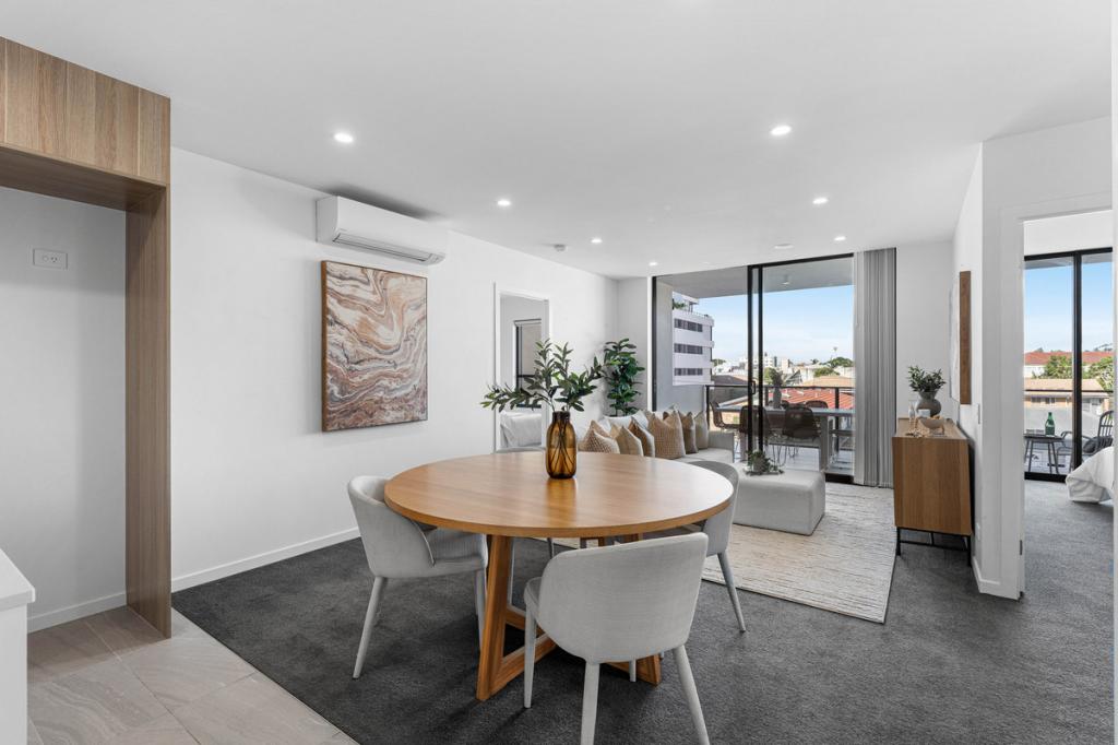 2205/77 BRIDE ST, WYNNUM, QLD 4178