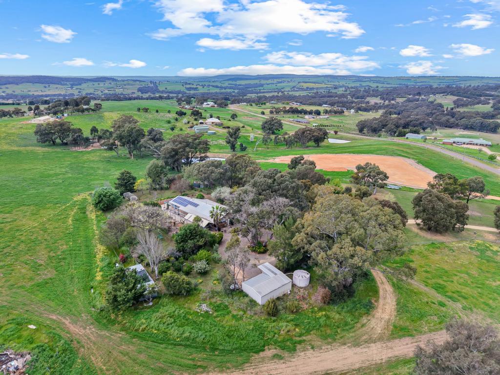 83 Donges Rd, Young, NSW 2594