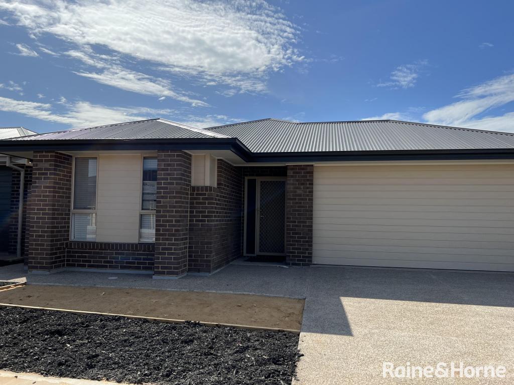 15 Cyclops St, Munno Para, SA 5115