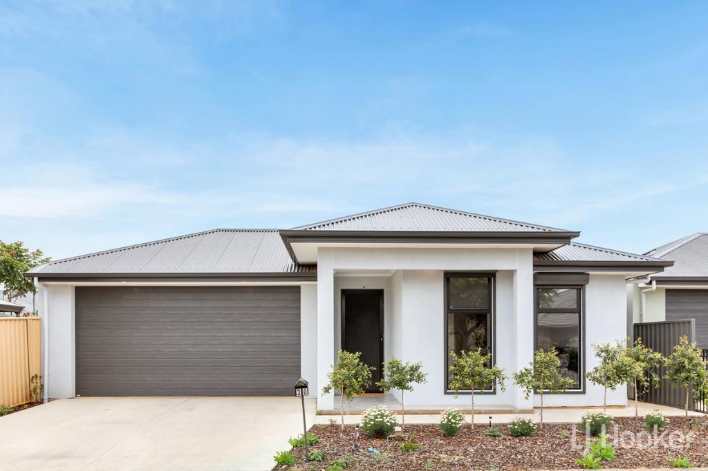 30 TUCKER ST, MUNNO PARA, SA 5115