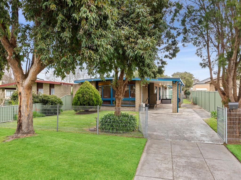 52 Kennington Rd, Rosebud, VIC 3939