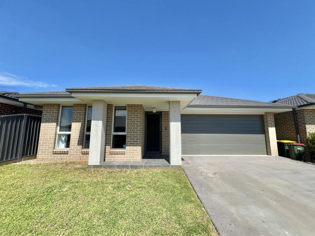 61 CORDER DR, SPRING FARM, NSW 2570