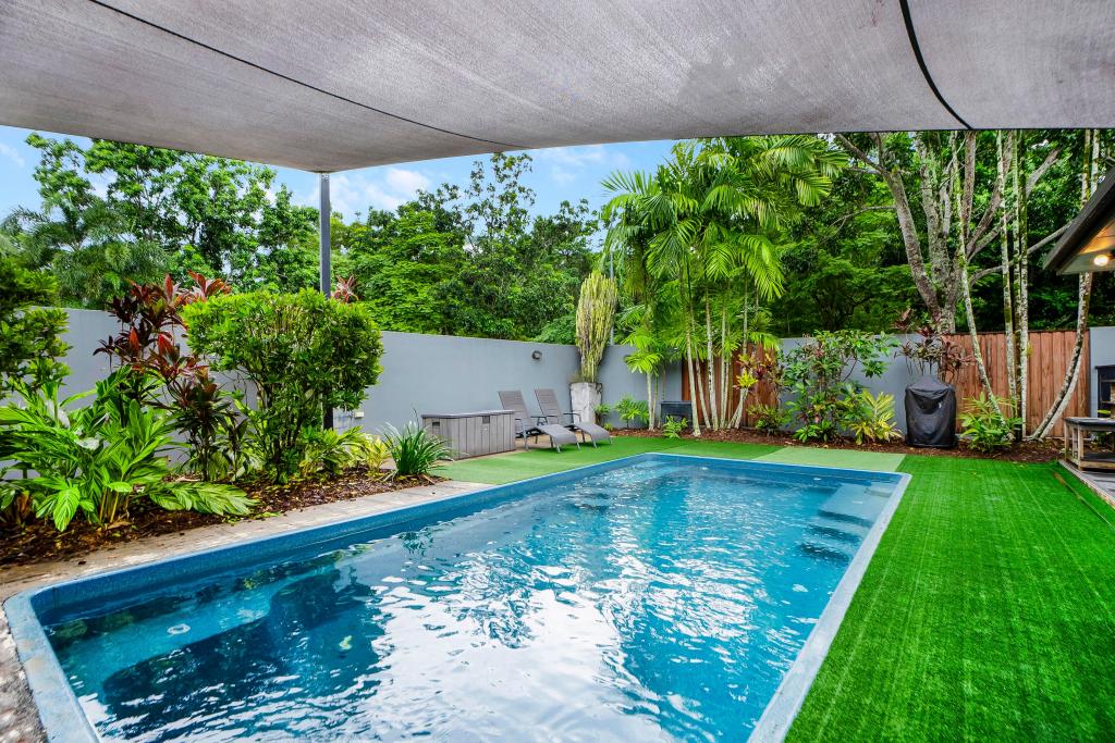 4 Jak Gee St, Redlynch, QLD 4870