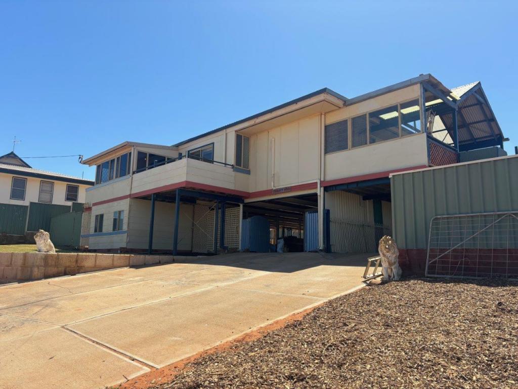 25 Craggs Ct, Brown Range, WA 6701