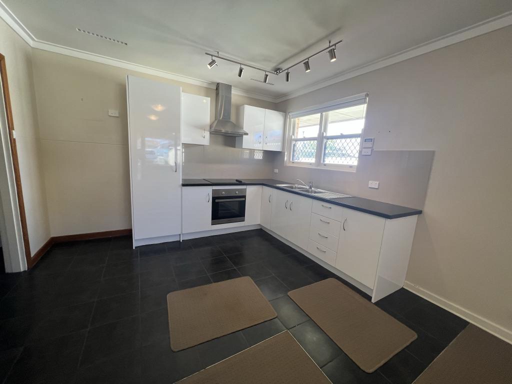 53b Thorpe St, Rockingham, WA 6168