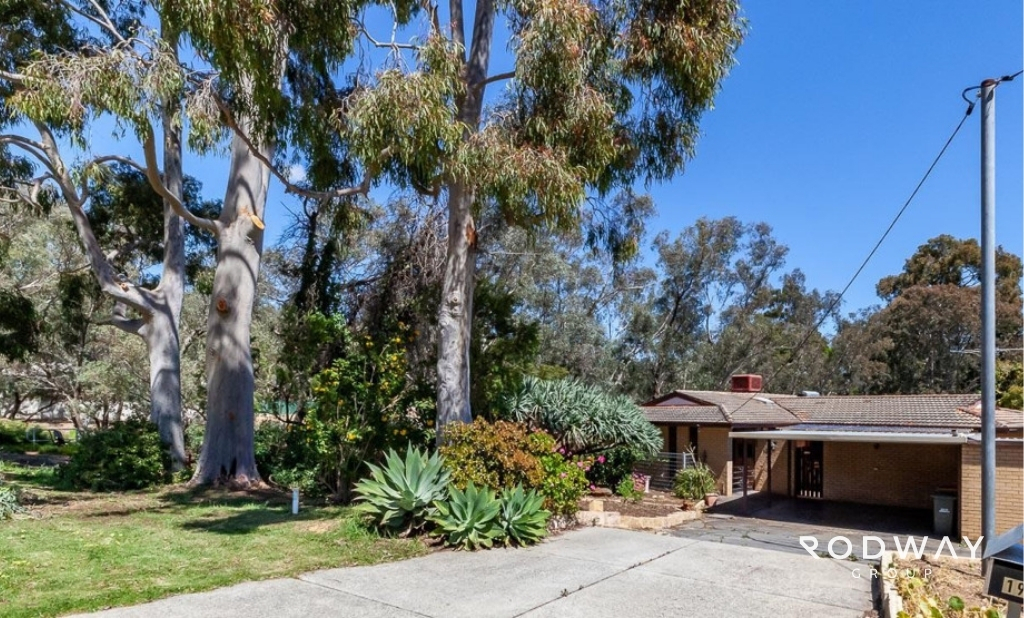 19 Paterson Rd, Mount Nasura, WA 6112