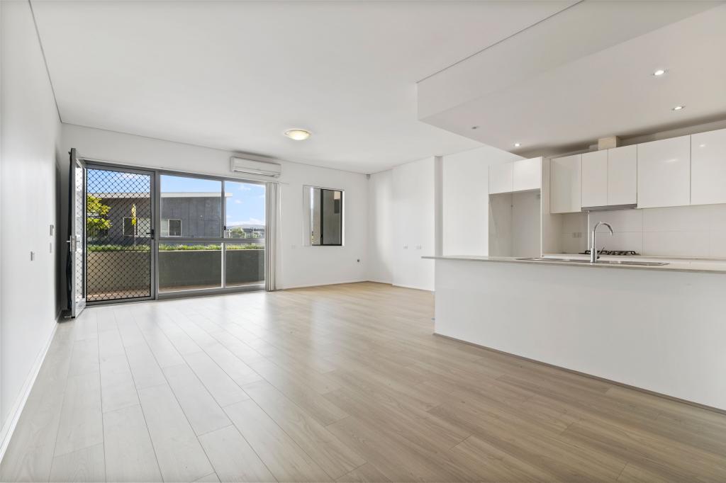 3/56 Lakeside Pde, Jordan Springs, NSW 2747