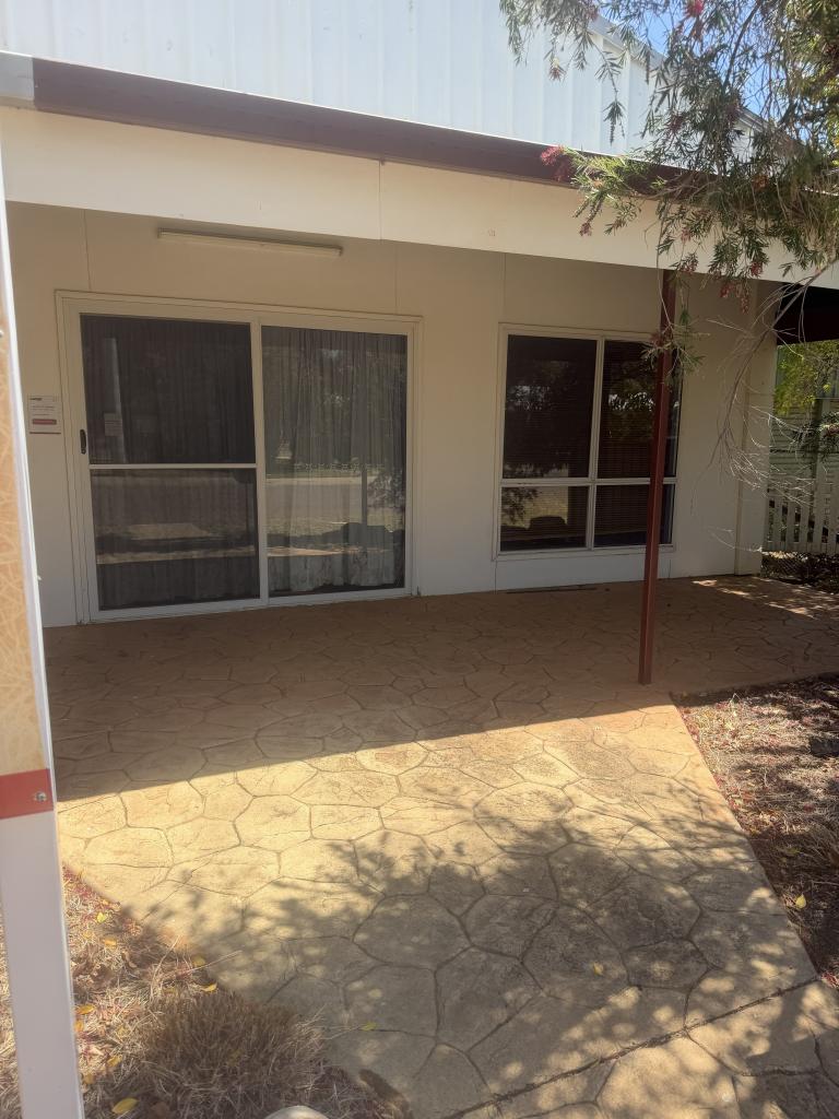 21 Jabiru St, Longreach, QLD 4730