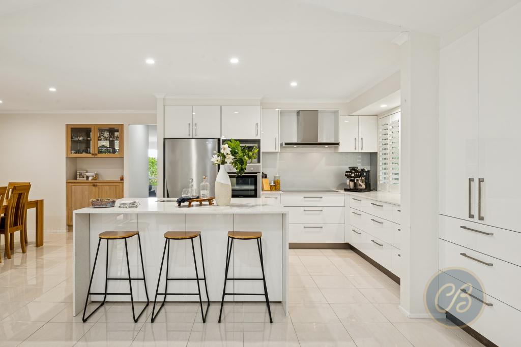 20 Saxonvale Pl, The Gap, QLD 4061