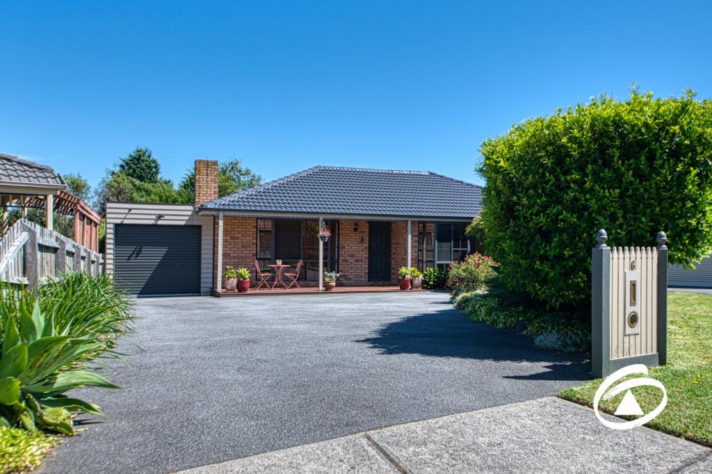 6 Lyndal Ct, Berwick, VIC 3806