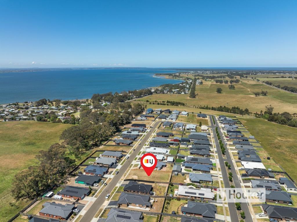 20 Houghton Cres, Eagle Point, VIC 3878