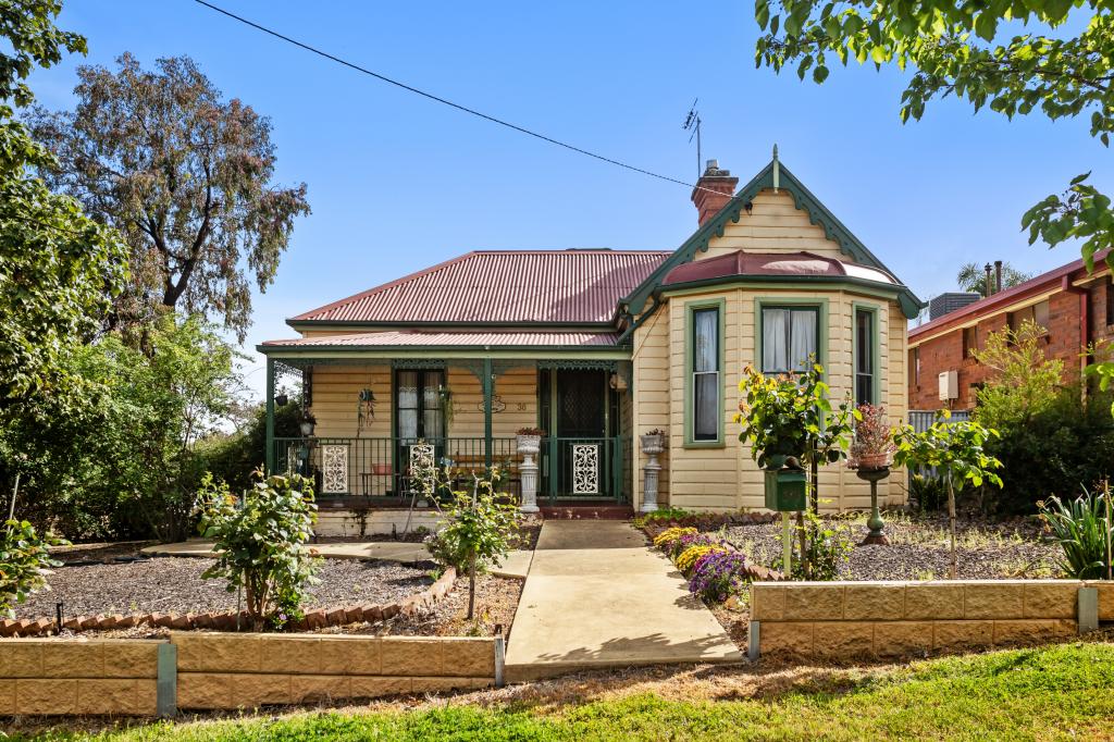38 William St, Junee, NSW 2663