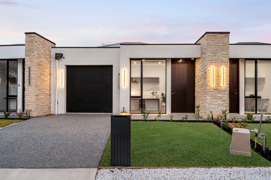 4a Pioneer St, Seaton, SA 5023