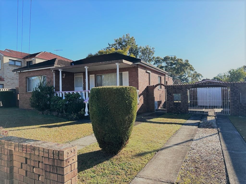 7 OATLANDS ST, WENTWORTHVILLE, NSW 2145