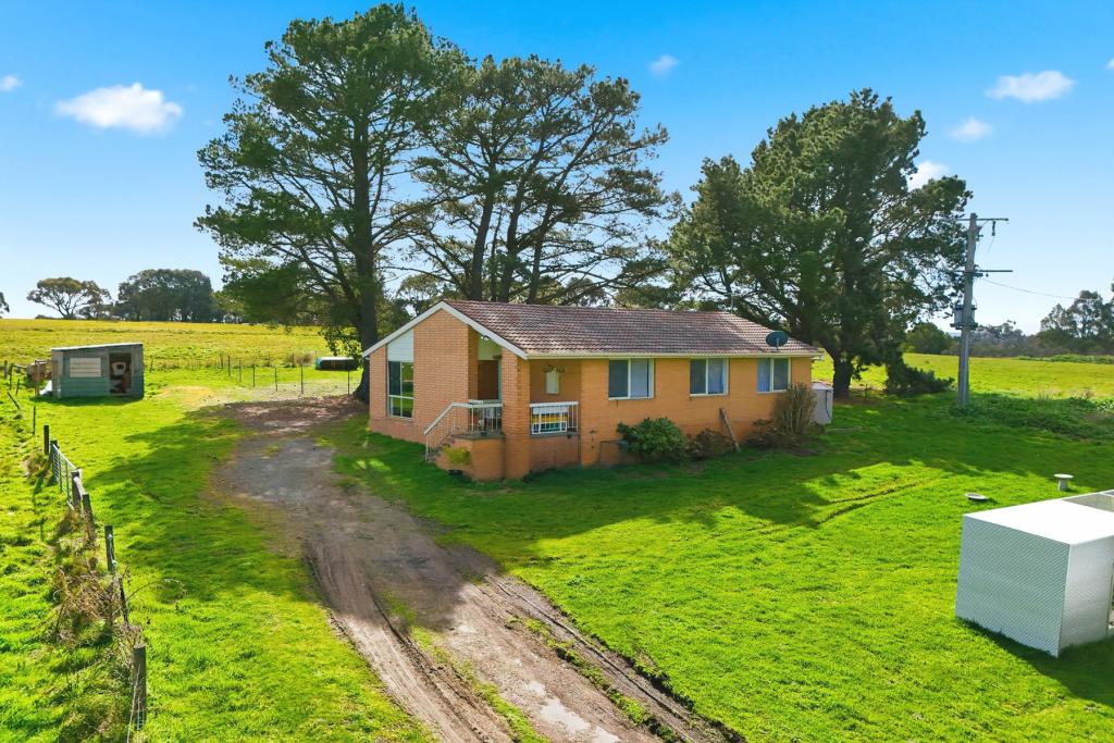 818 OLD MELBOURNE RD, BALLAN, VIC 3342