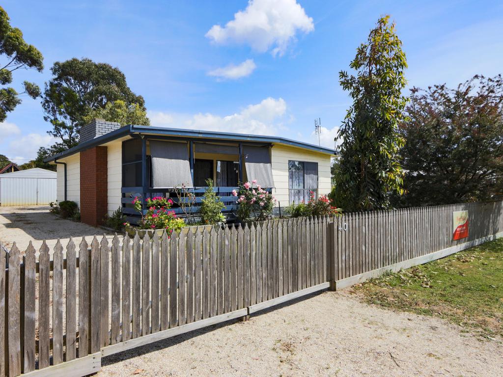 40 Wilhelm St, Loch Sport, VIC 3851