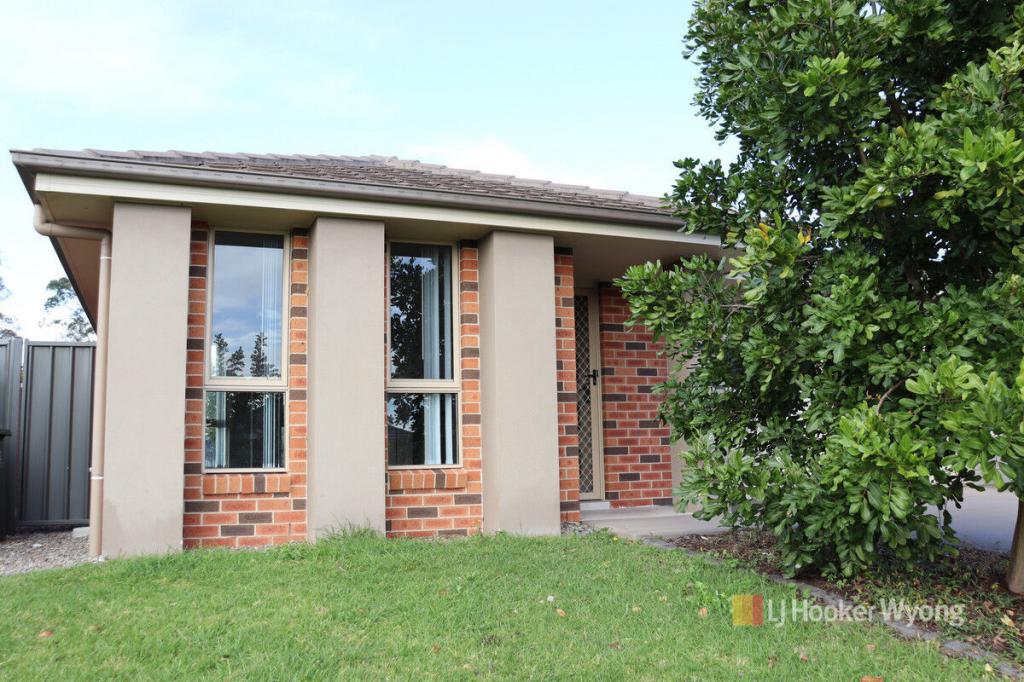 35A MELBOURNE RD, WADALBA, NSW 2259