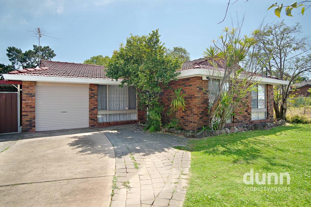 16 Governor Macquarie Dr, Chipping Norton, NSW 2170