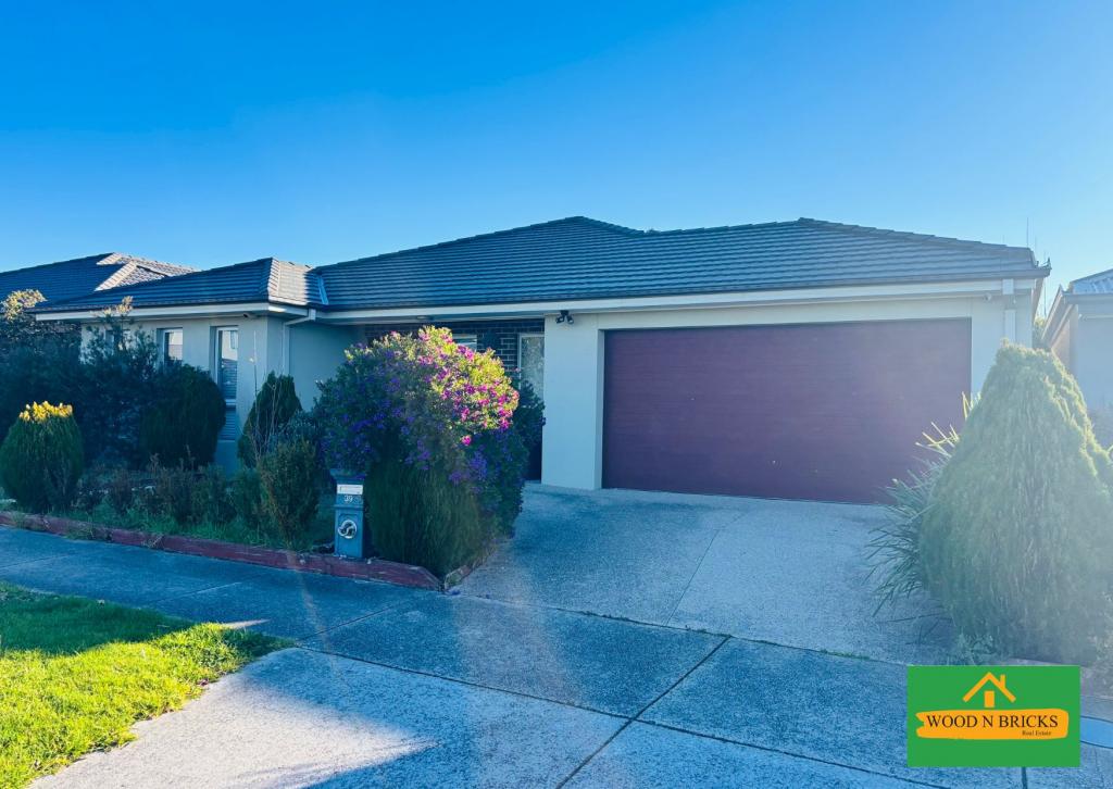 39 NOORAT PL, CRANBOURNE NORTH, VIC 3977