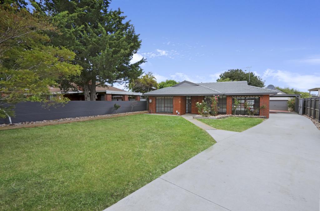 11 Sheepfold Ct, Melton West, VIC 3337