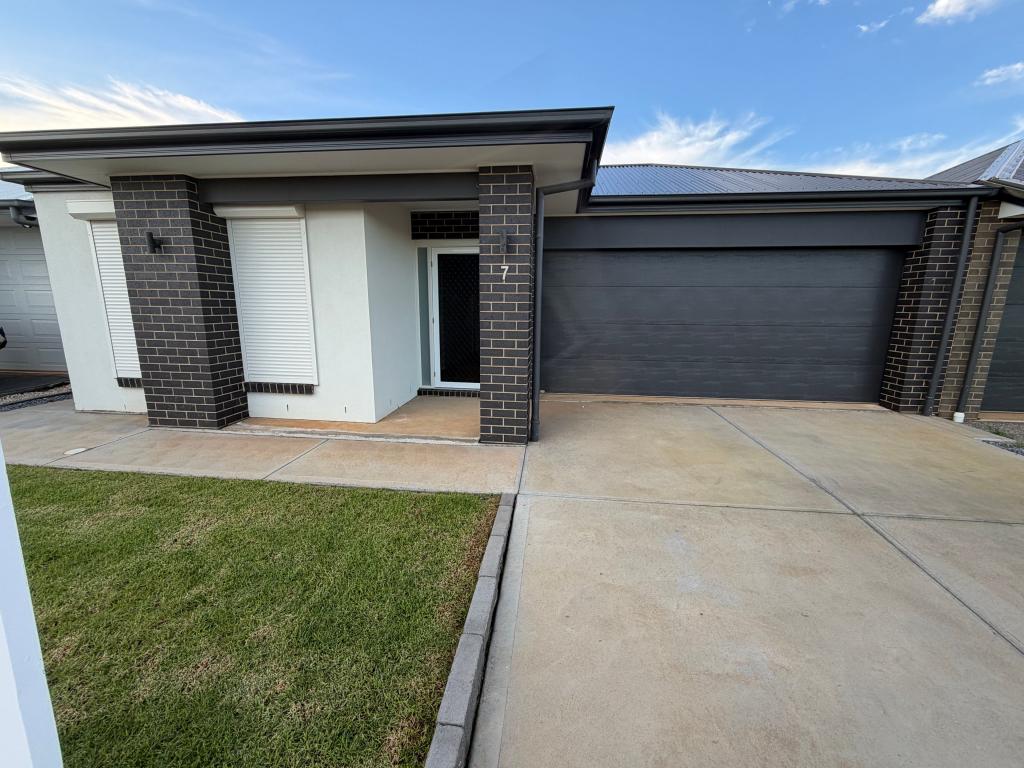 7 Alicante Ct, Angle Vale, SA 5117