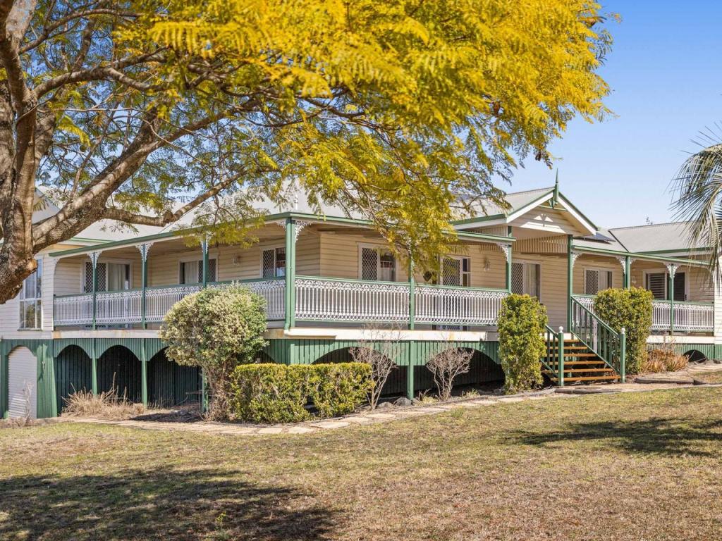 2 Riethmuller Rd, Glenvale, QLD 4350