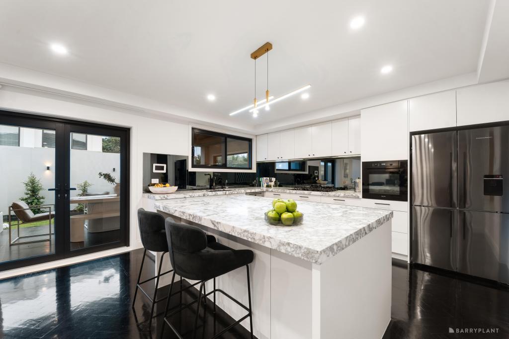 16 Yarraleen Pl, Bulleen, VIC 3105