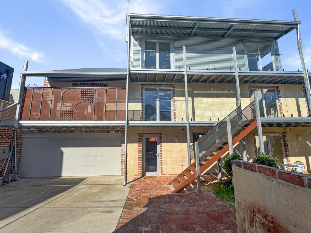 195a Clontarf Rd, Hamilton Hill, WA 6163