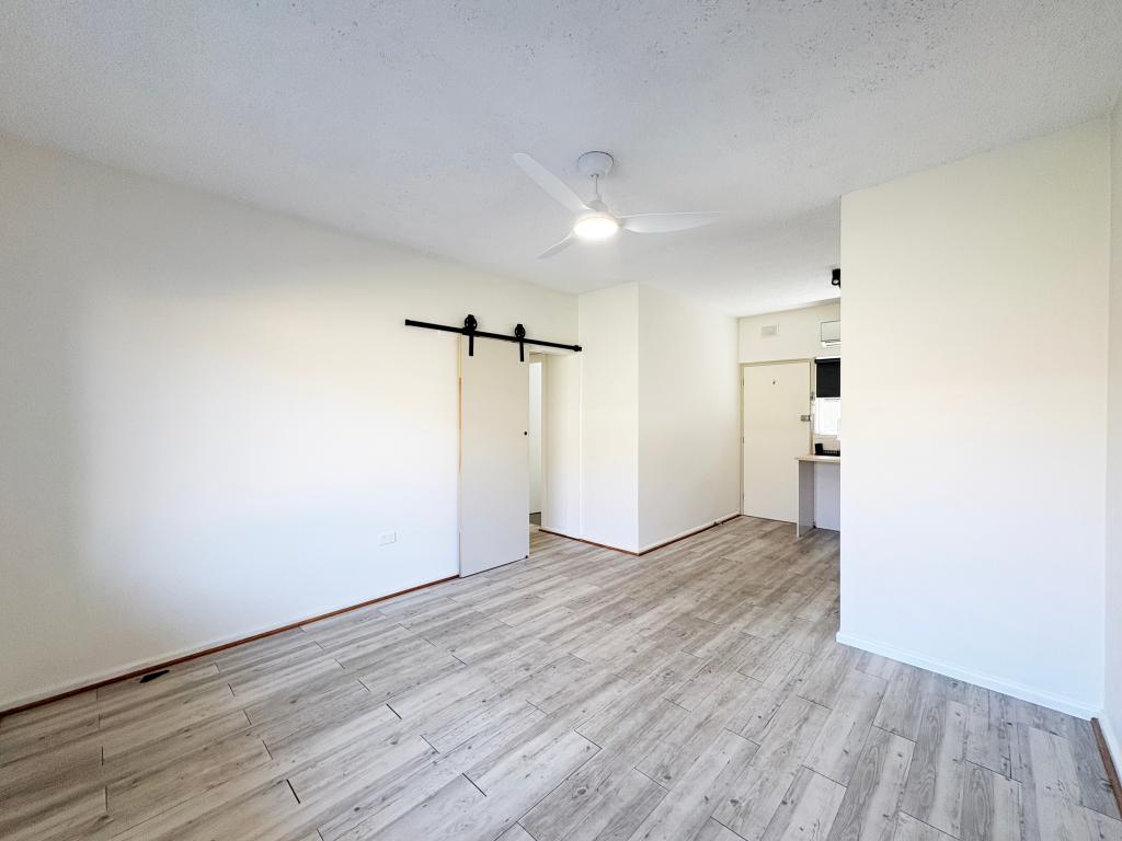 2/52 Henley Beach Rd, Henley Beach, SA 5022