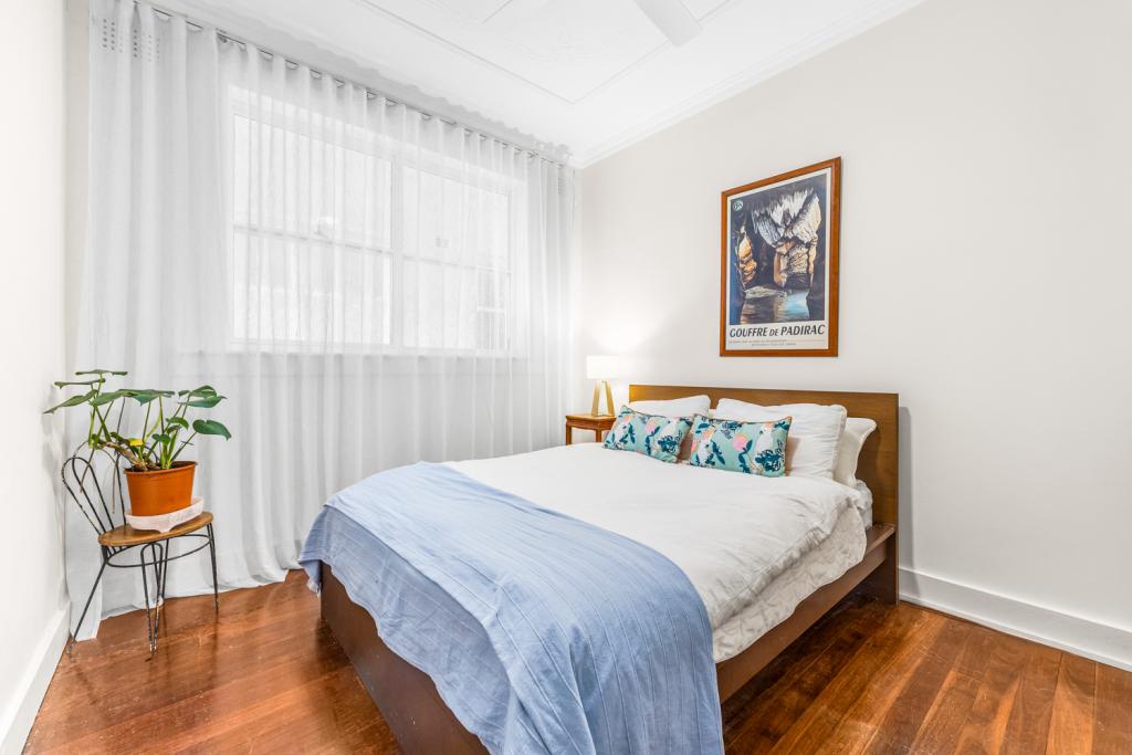 2/135 HASTINGS PDE, NORTH BONDI, NSW 2026