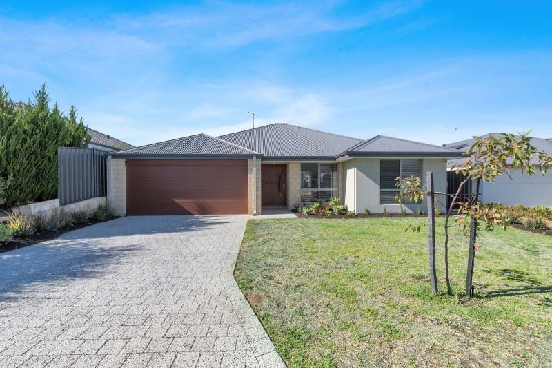 7 Deepwater Way, Lakelands, WA 6180