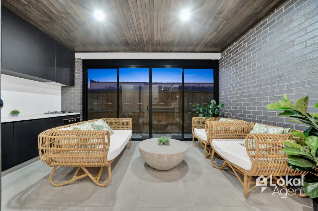 56 Highfield Dr, Mickleham, VIC 3064