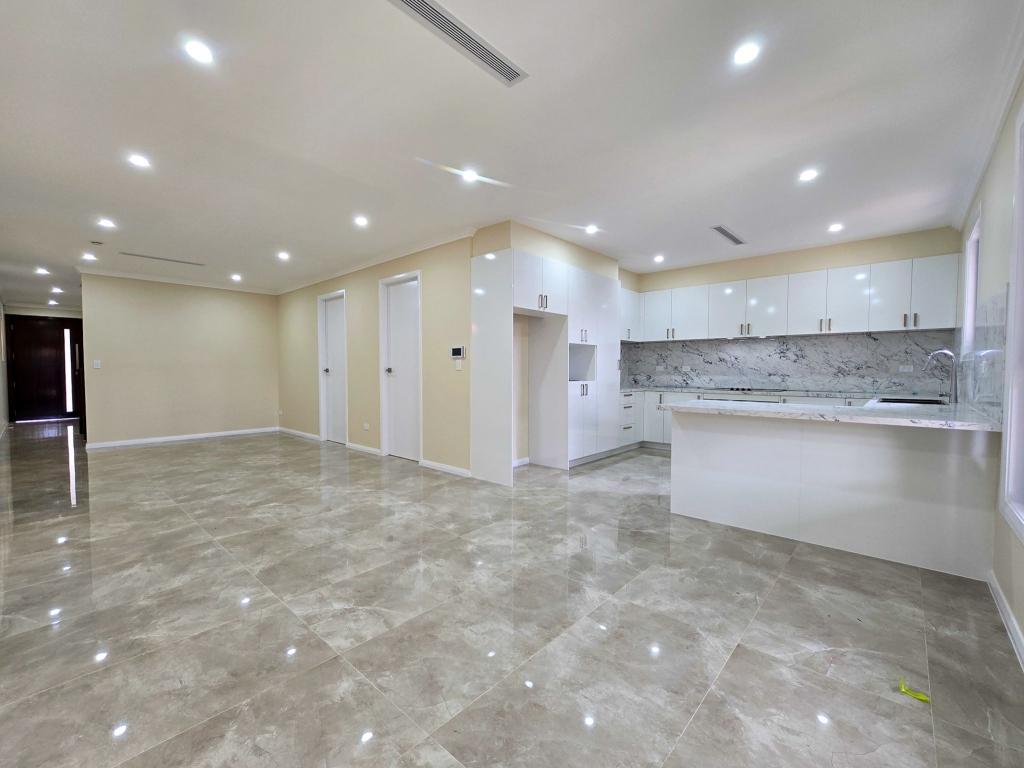 39b Matthew Sq, Ingleburn, NSW 2565