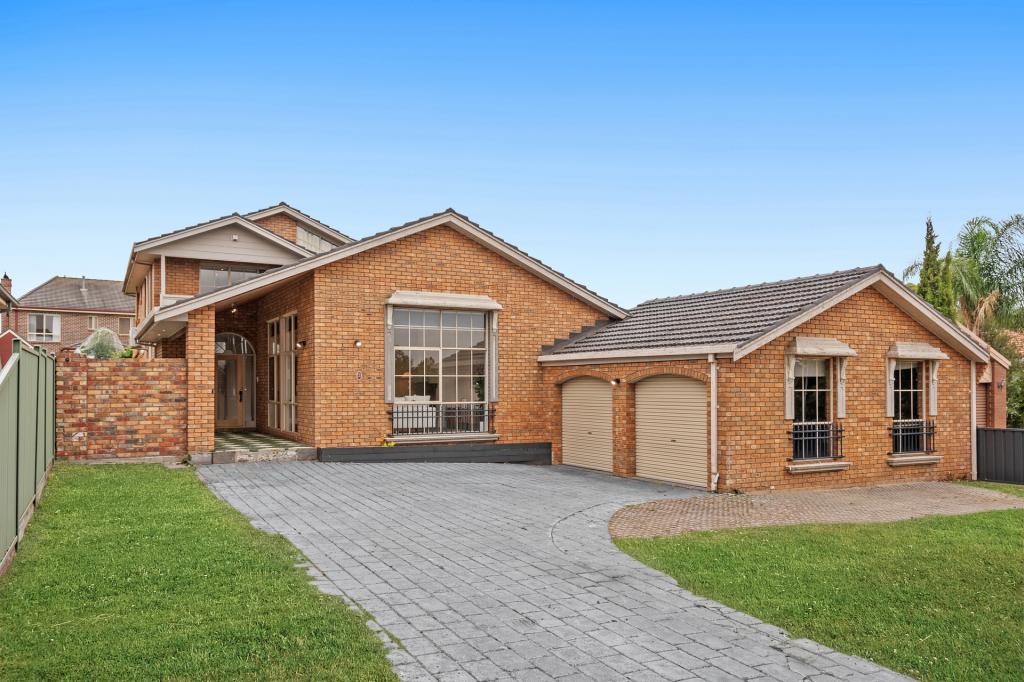 10 Fireball Ct, Taylors Lakes, VIC 3038