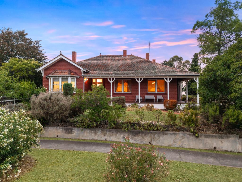 40 Rodney St, Quarry Hill, VIC 3550
